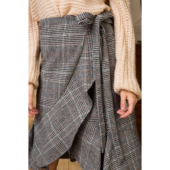 🍂 Breakfast At Tiffany's Wrap Skirt - Picture 2 of 8